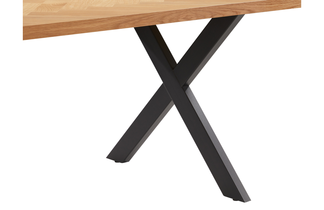 Table à manger FILAR avec plateau chevron finition chêne et pieds métal noir - 200x90 cm